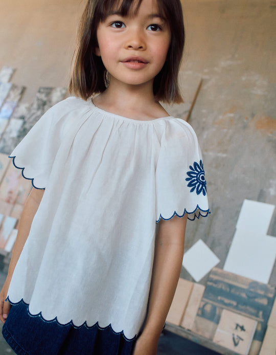 Blouse In Cotton And Linen With Flowers For Girls Light Beige Blue