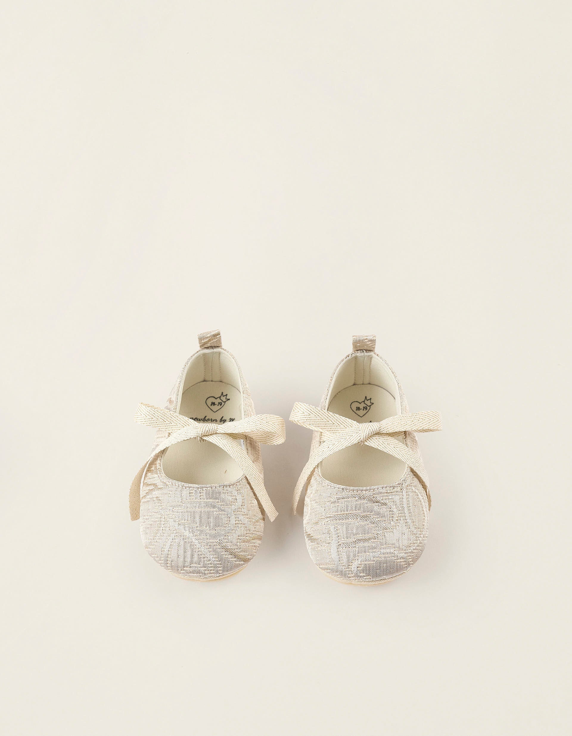 Ballerinas with Texture and Lurex Threads for Newborn Girls, Beige