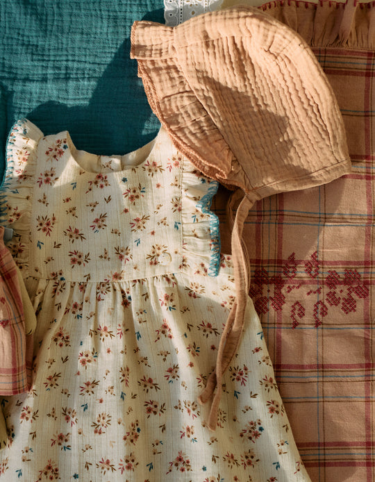 بونيه قطني بفرشات للبنات الرضع، وردي