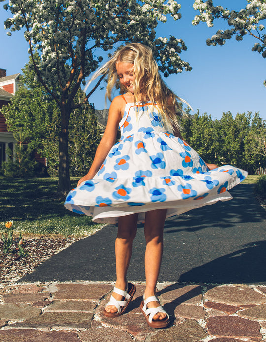 فستان قطني بنقشة زهور للبنات You&Me، أبيض/أزرق/ألوان متعددة